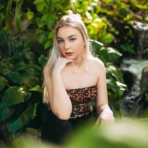 Meet your Posher, Alleah